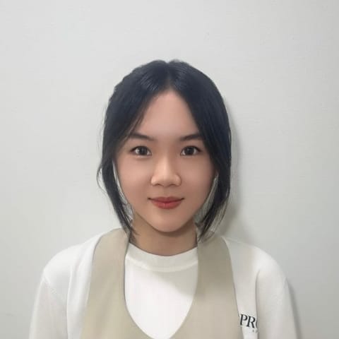 Elena Low (3 Star)